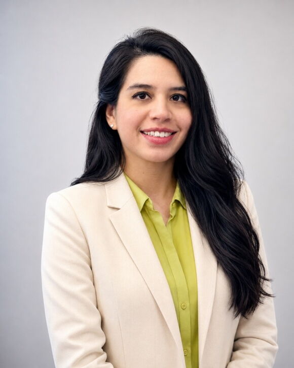 Catalina Le Vinson Wong, M.Sc. Biology, Scientific Sales Manager